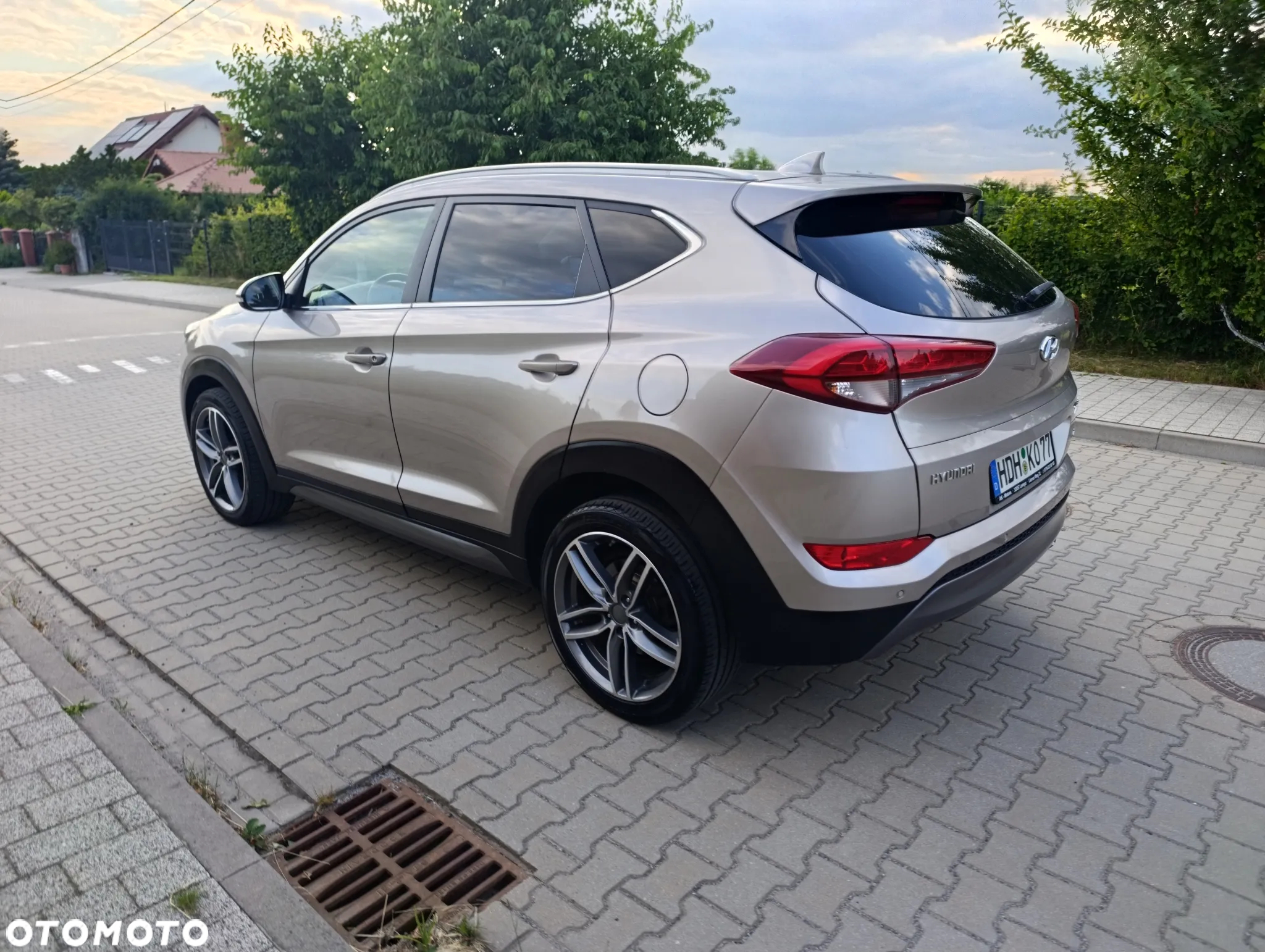 Hyundai Tucson 2.0 CRDi 4WD Automatik Premium - 4
