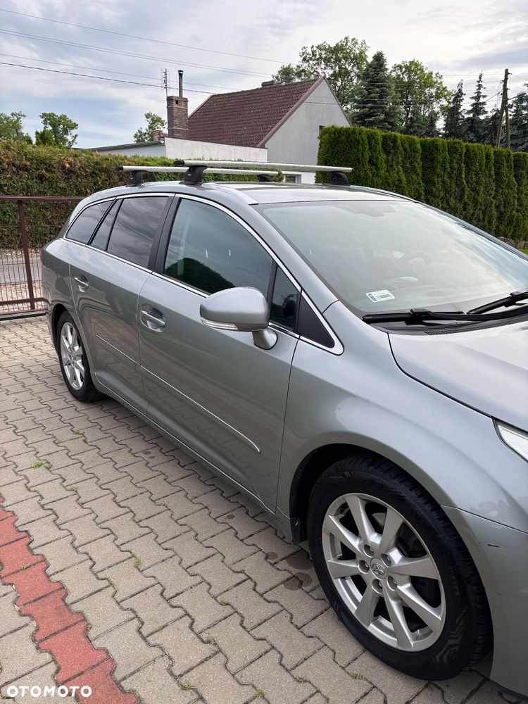 Toyota Avensis 1.8 Luna MS - 11