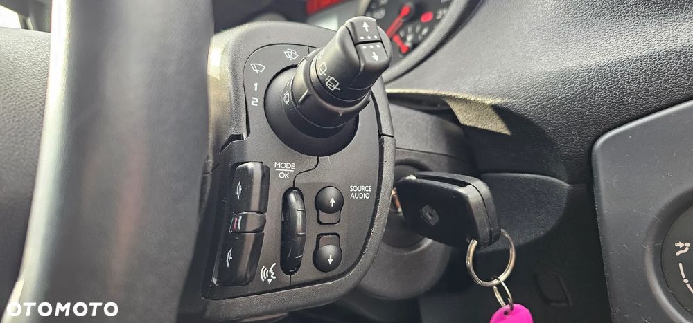 Renault Clio 1.2 16V 75 Dynamique - 22