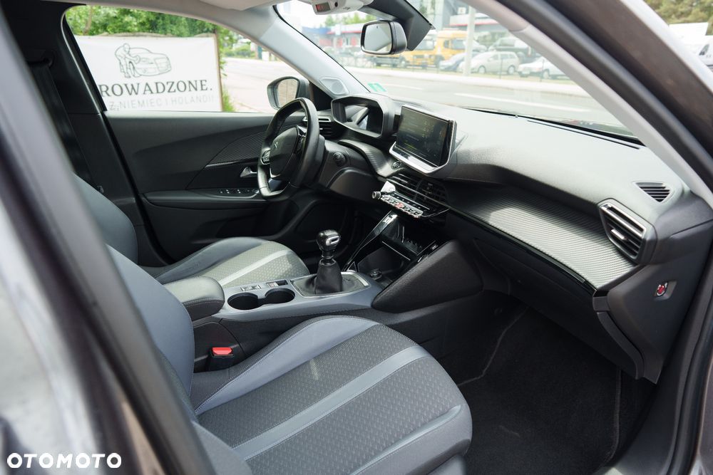 Peugeot 2008 PureTech 130 Allure - 21