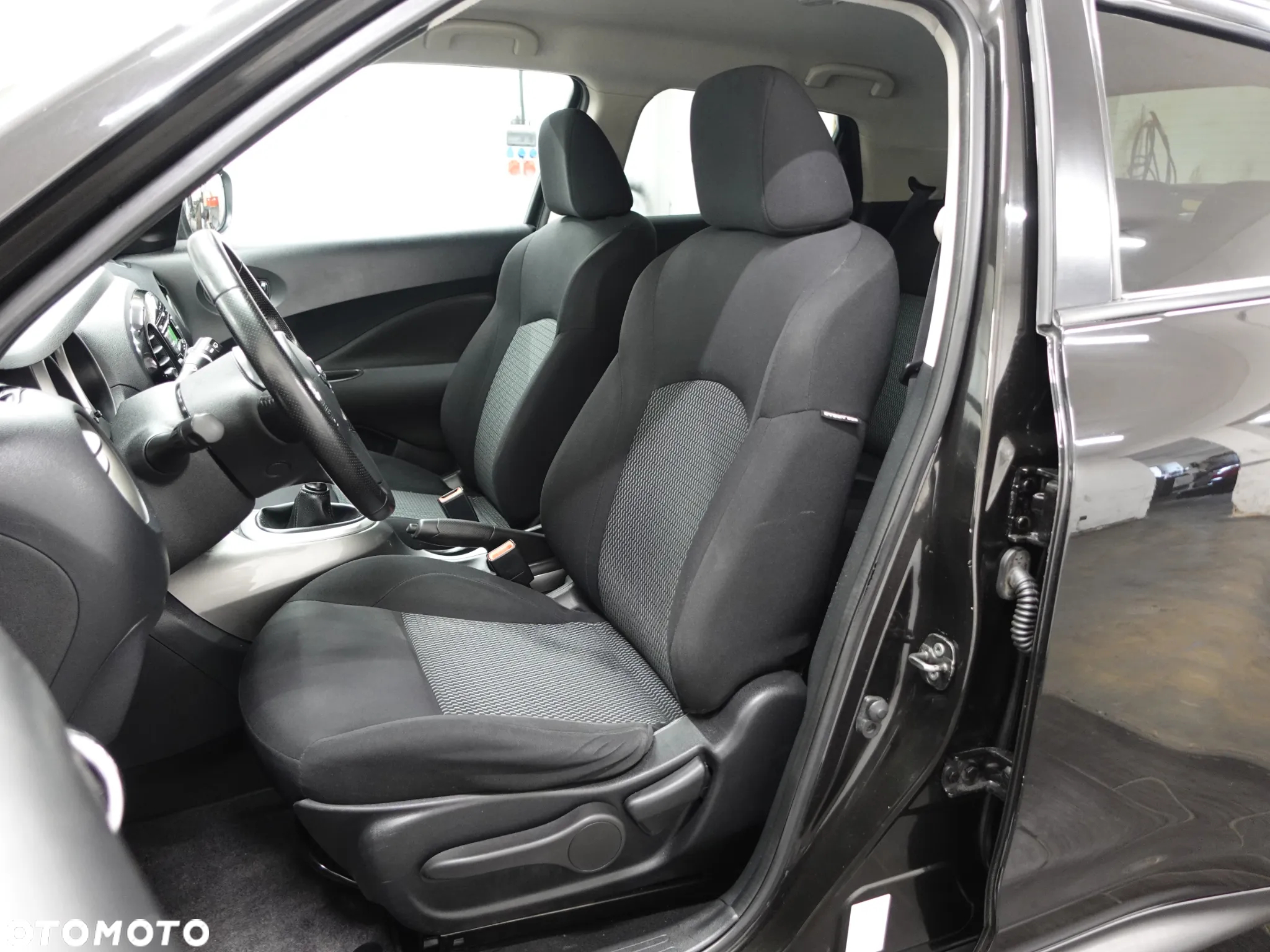 Nissan Juke 1.2 DIG-T Acenta EU6 - 23
