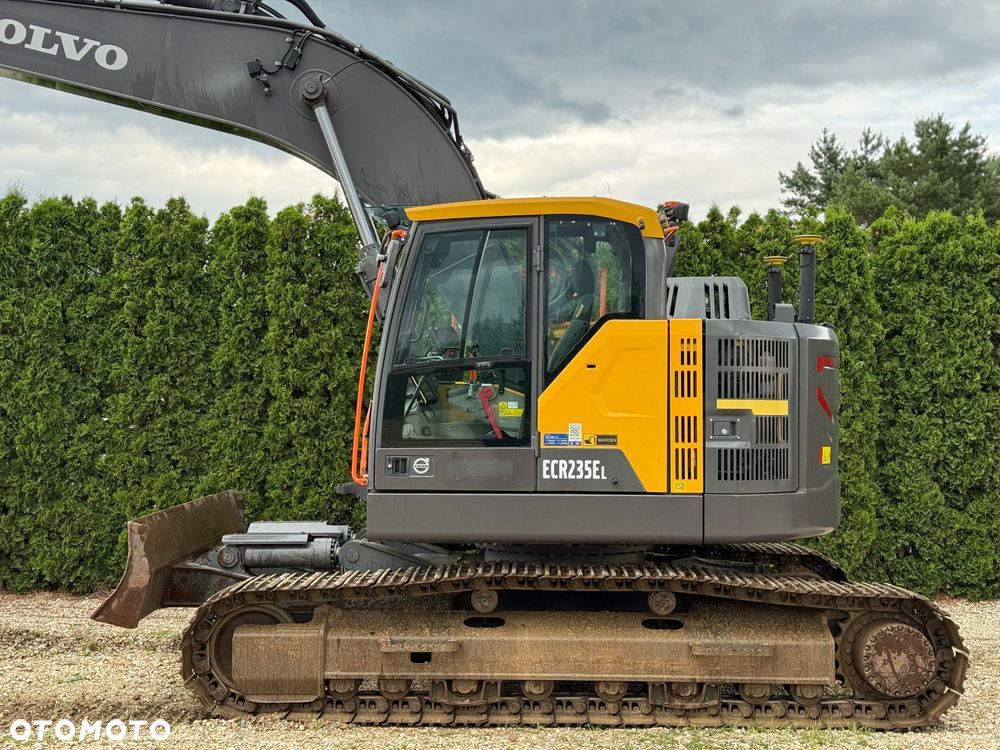 Volvo ECR 235 EL - 6