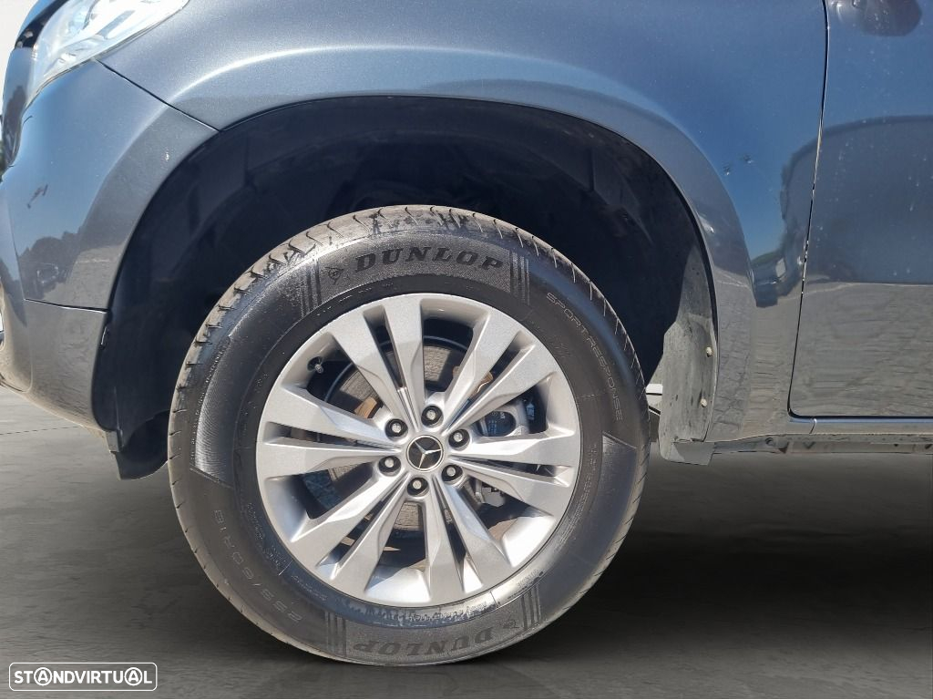 Mercedes-Benz X 250 - 8