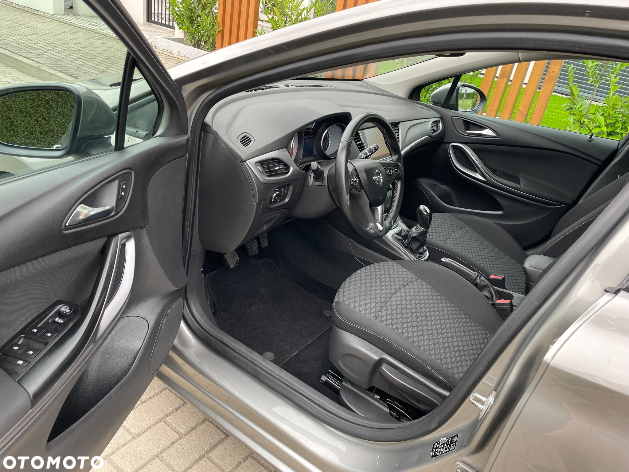 Opel Astra 1.6 CDTI Sports Tourer Active - 8