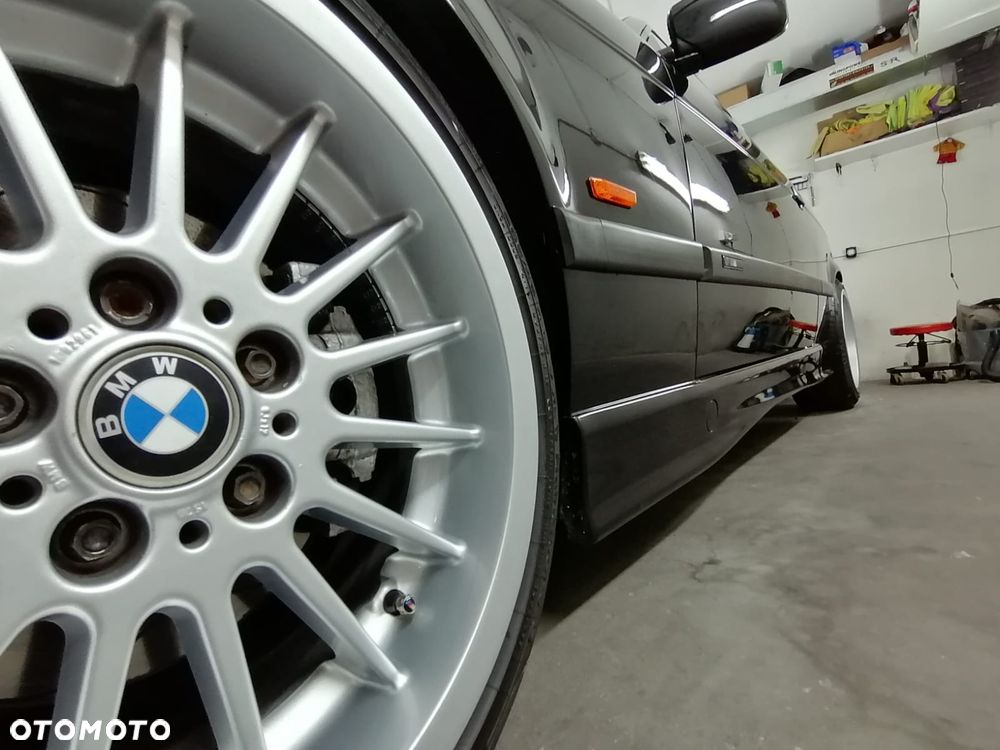 BMW Seria 3 328i - 7