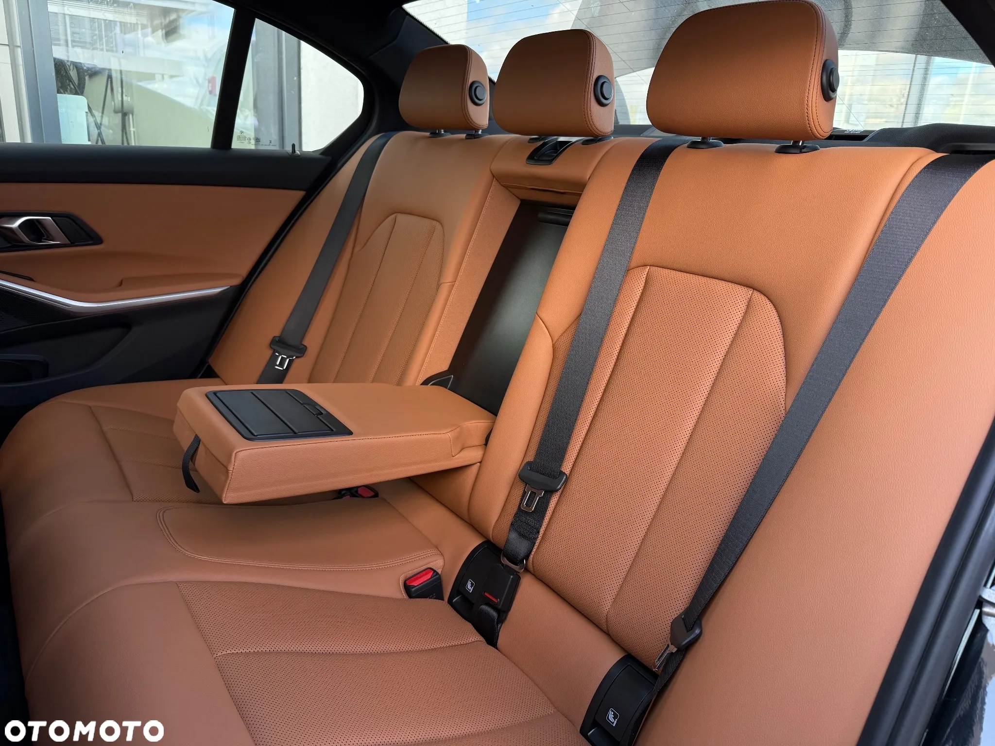 BMW Seria 3 318i M Sport - 19