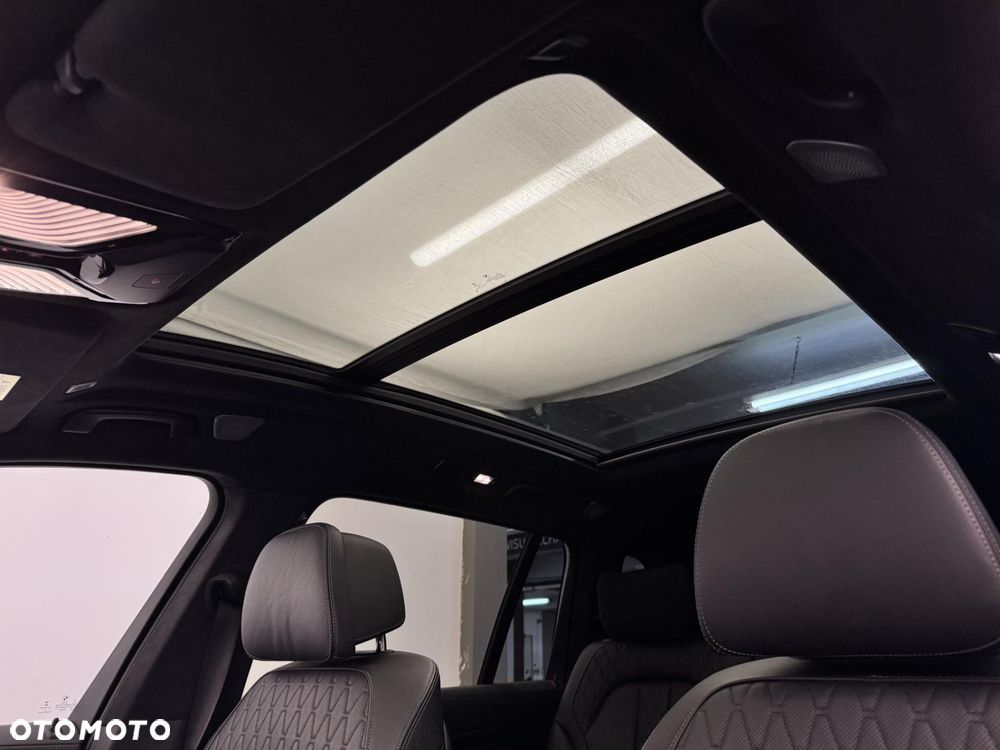 BMW X7 - 23