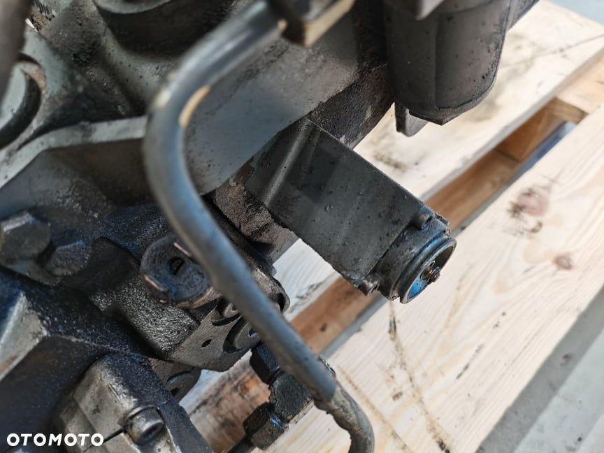 Rozdzielacz Fendt 824 Favorit - 7