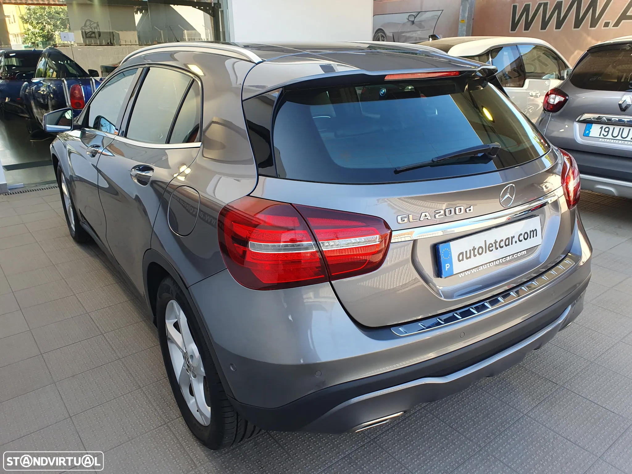 Mercedes-Benz GLA 200 (CDI) d Urban - 12