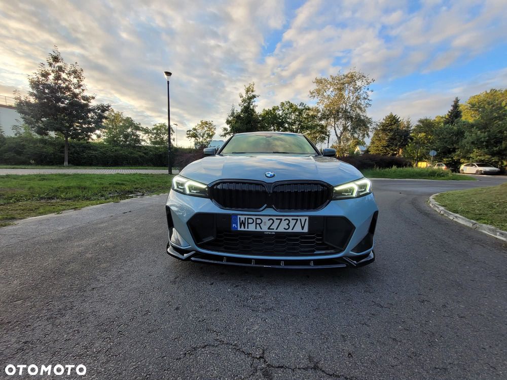 BMW Seria 3 330i xDrive M Sport - 8