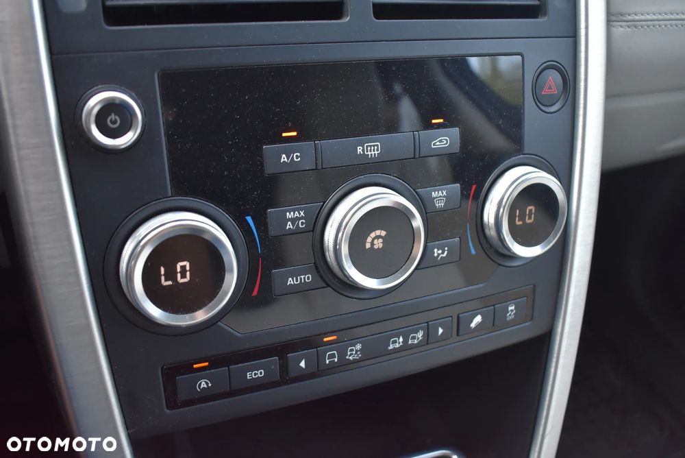 Land Rover Discovery Sport - 18