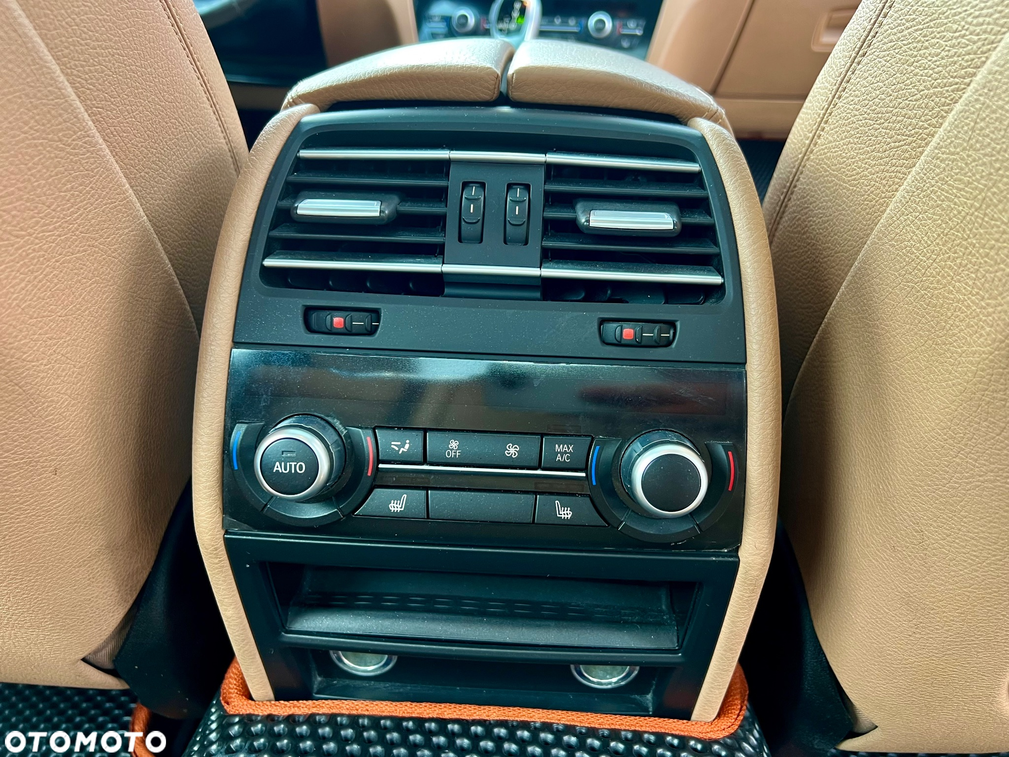 BMW Seria 7 740Li - 21