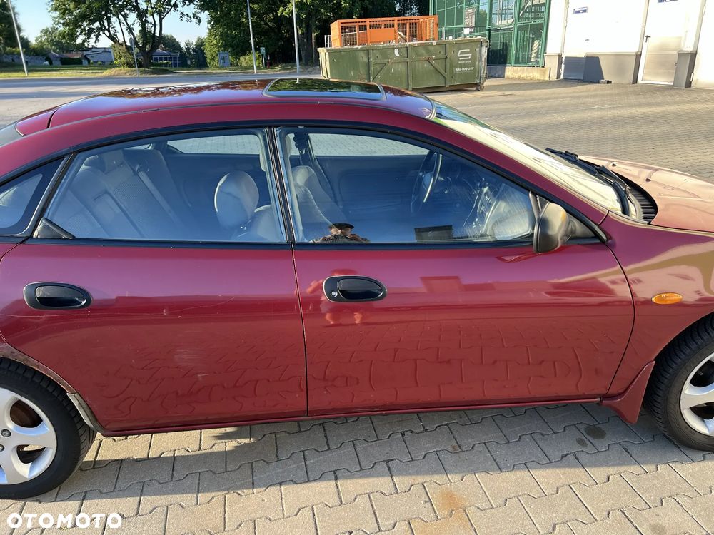 Mazda 323F 1.5 - 8