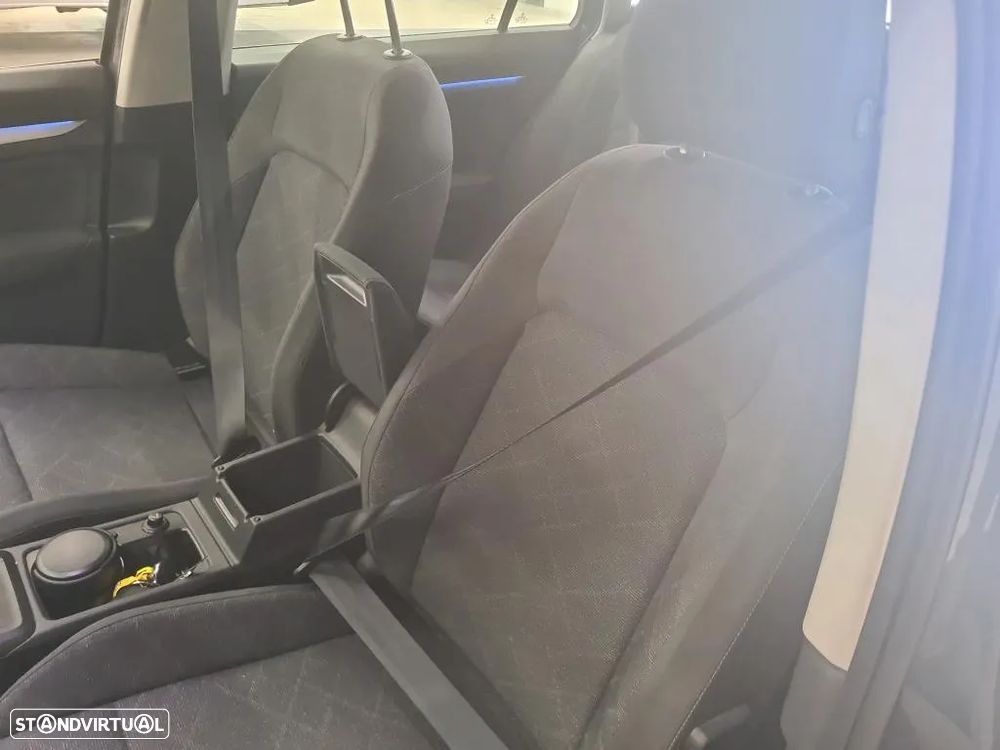 VW Golf Variant 2.0 TDi Life - 8