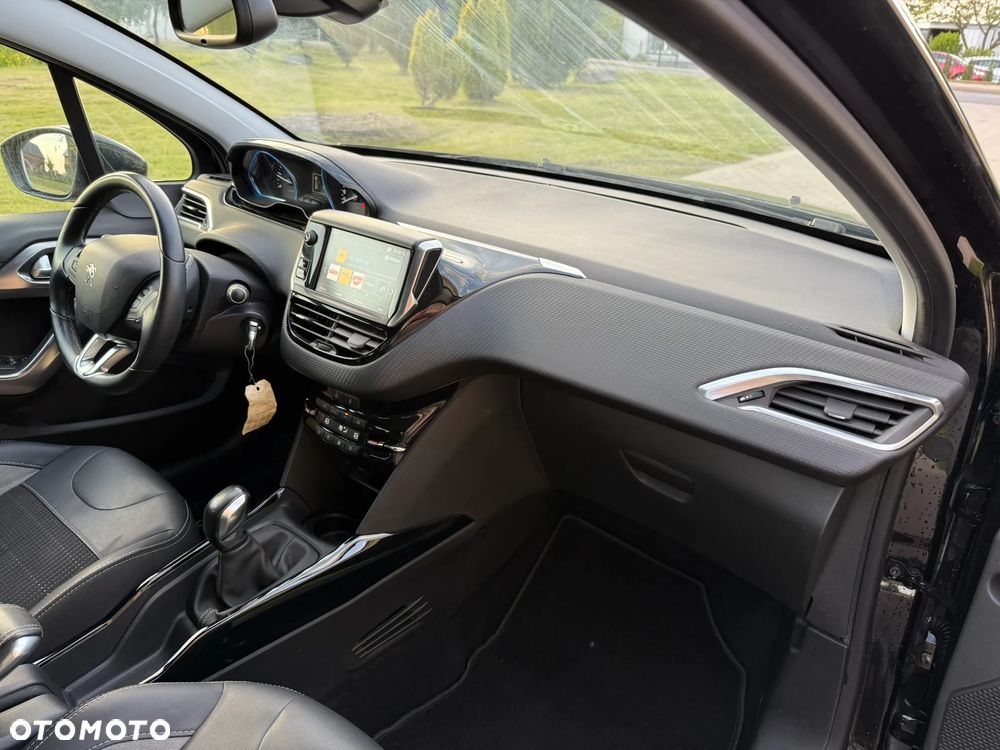 Peugeot 2008 1.5 BlueHDi Allure - 23