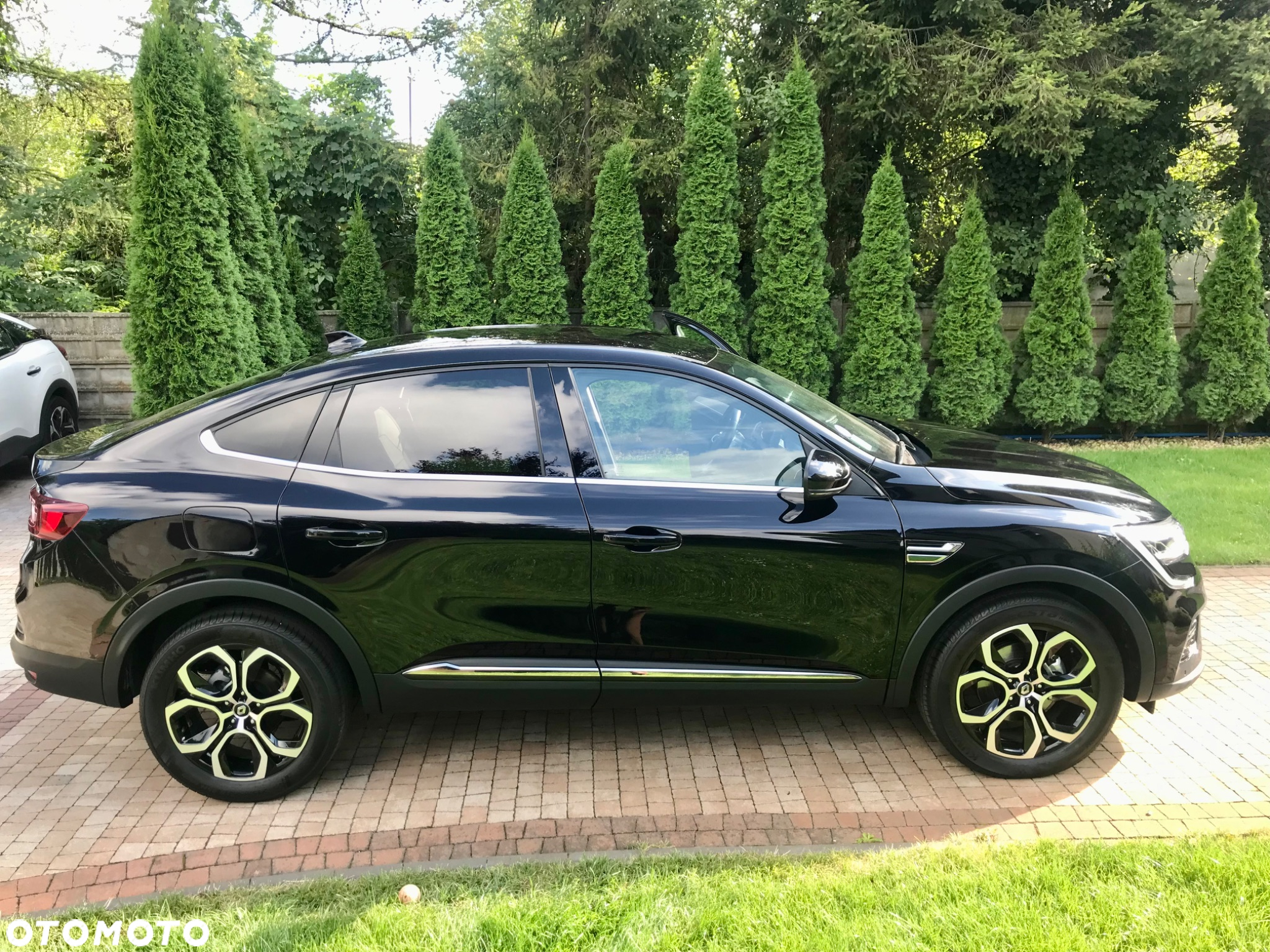 Renault Arkana 1.6 E-TECH Intens MMT - 6