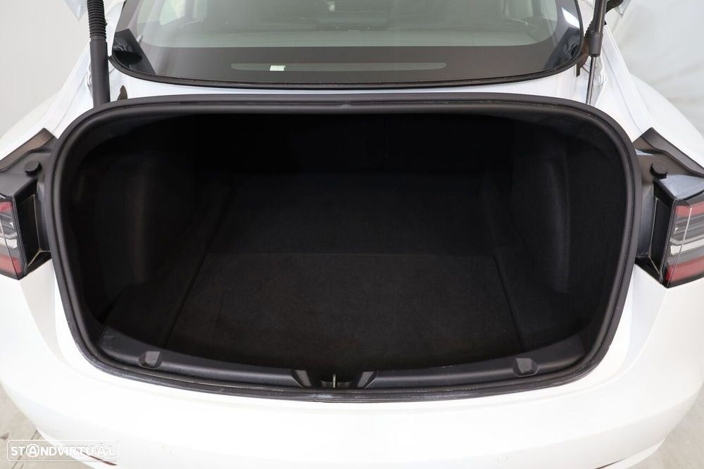 Tesla Model 3 Standard Range Plus RWD - 30