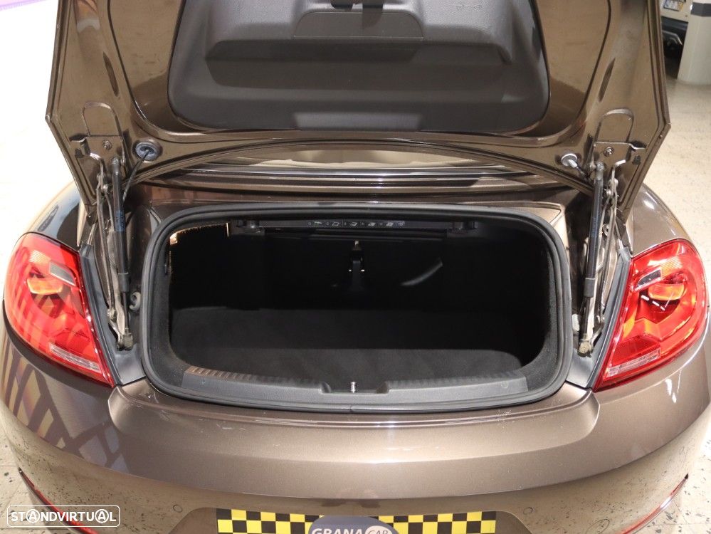 VW New Beetle Cabriolet 1.4 TSI Sport DSG - 21