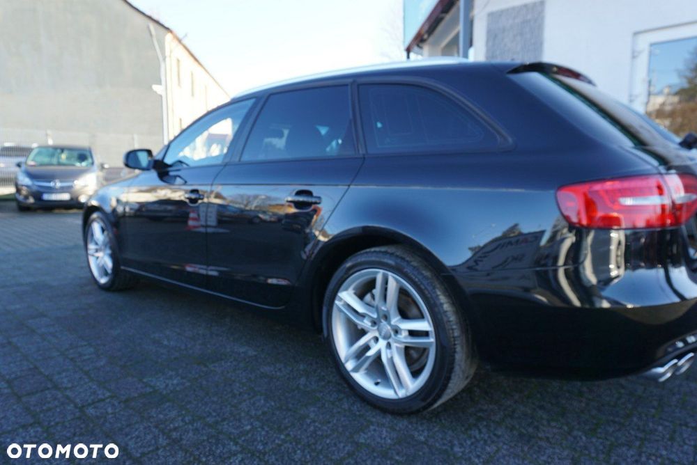 Audi A4 Avant - 9
