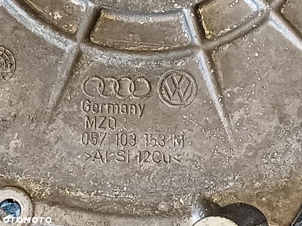 NR 68 Obudowa osłona rozrządu Audi A8 D3 4,0TDI 057103153M - 6