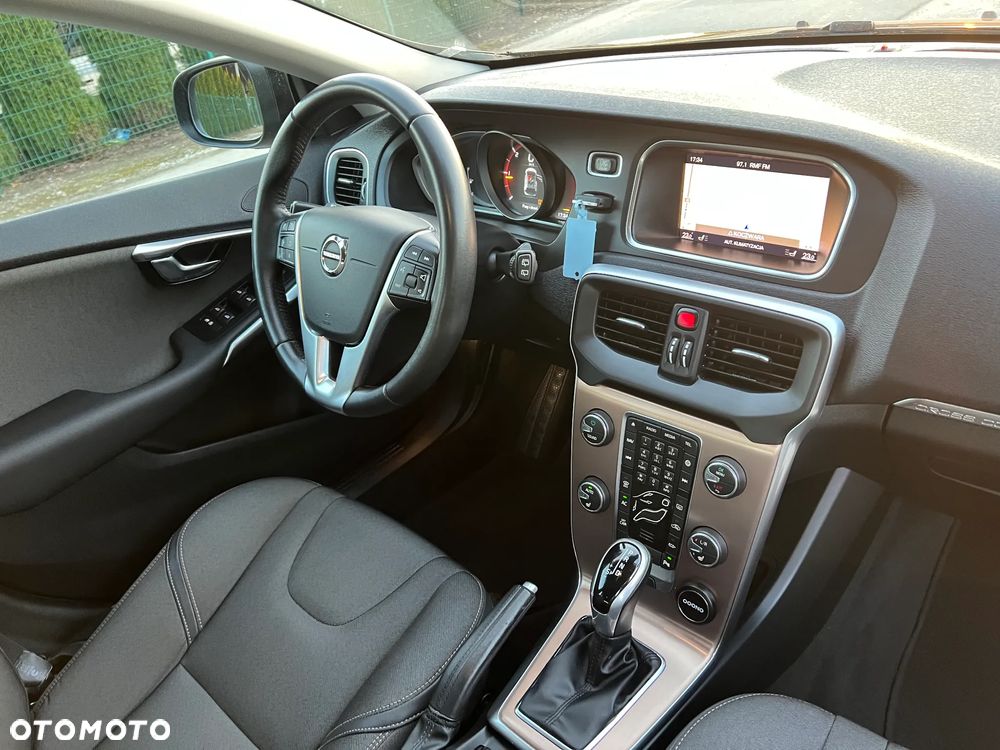 Volvo V40 Cross Country D4 Geartronic Momentum - 33