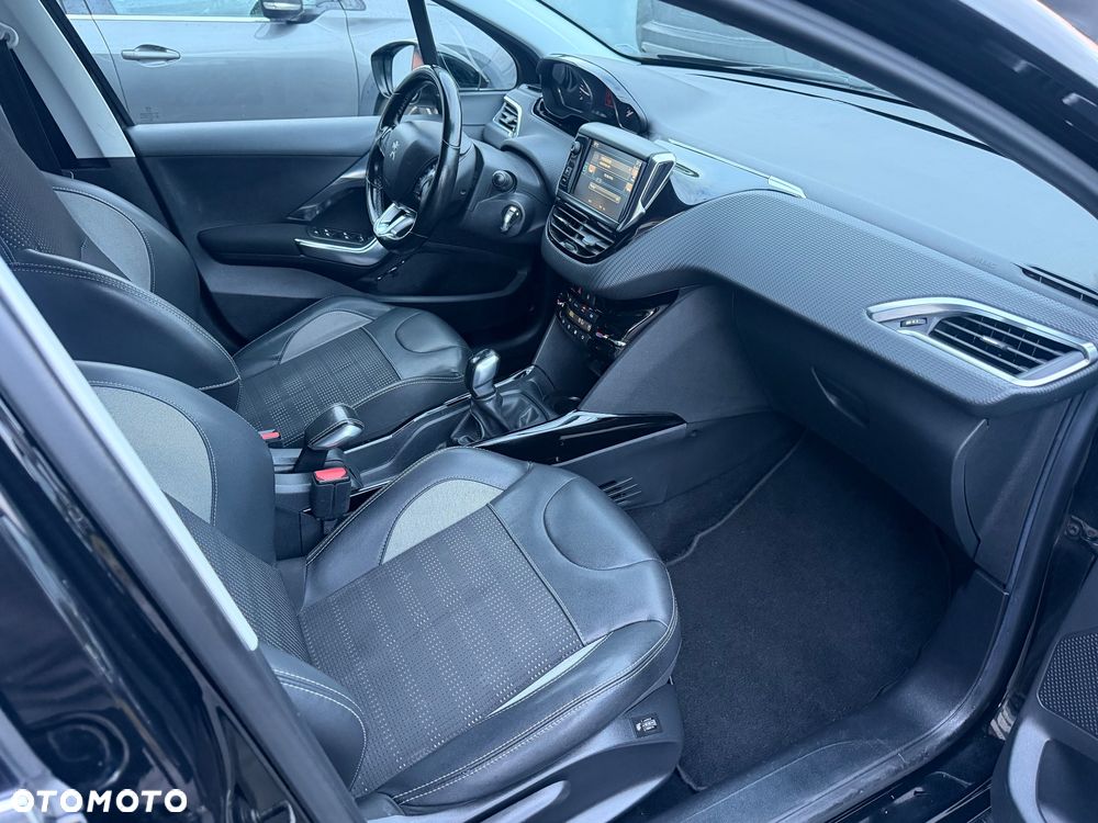 Peugeot 2008 1.6 BlueHDi Allure - 18