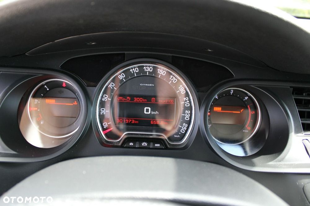 Citroën C5 2.0 HDi Exclusive - 18