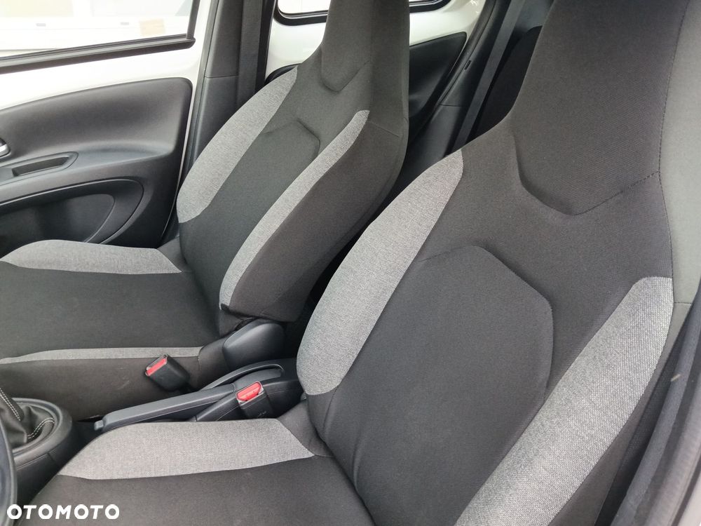 Toyota Aygo X - 14