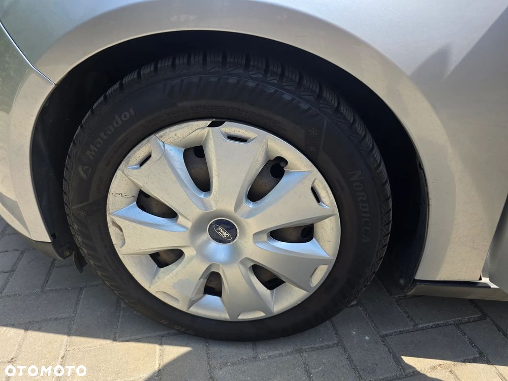 Ford Focus - 17