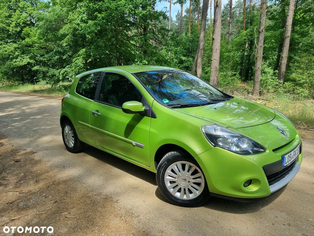 Renault Clio 1.2 16V Emotion - 18