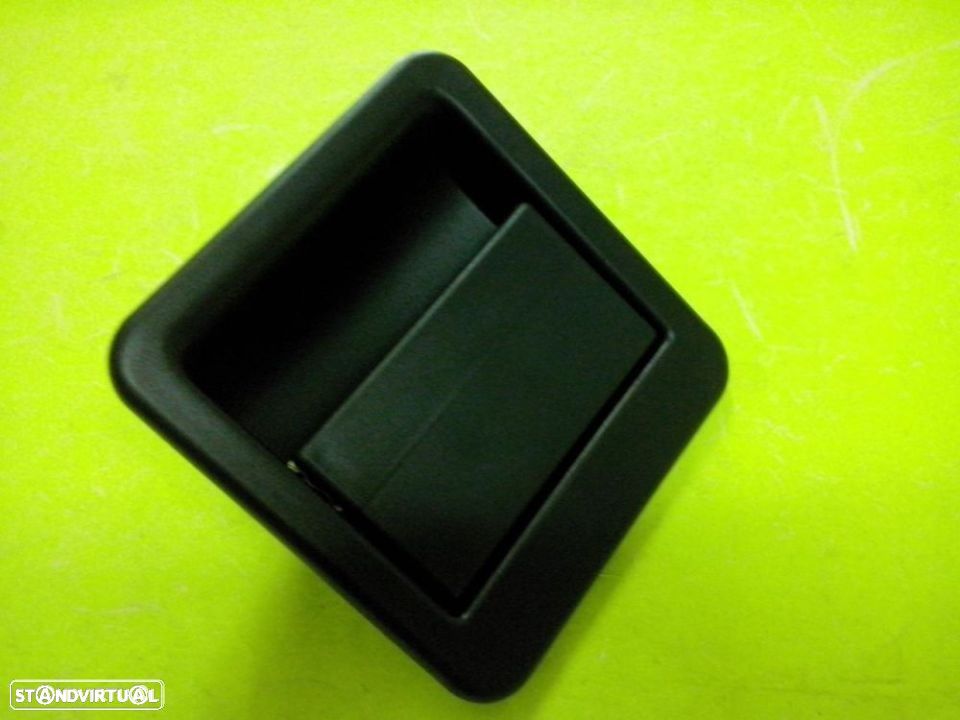 Puxador tampa mala Ducato Jumper Boxer 1994 até 2001 NOVO - 1