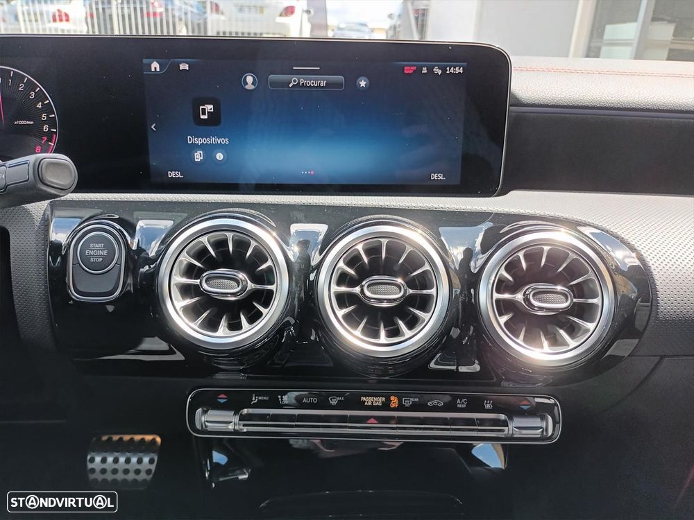 Mercedes-Benz CLA 250 e Shooting Brake AMG Line - 20