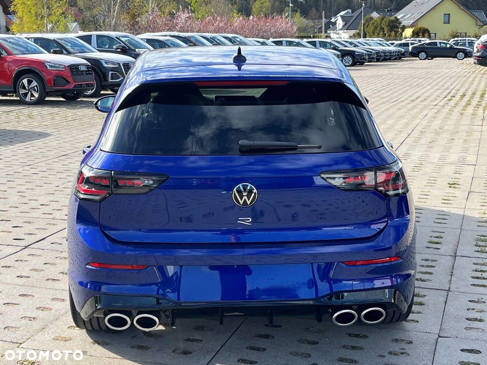 Volkswagen Golf - 5