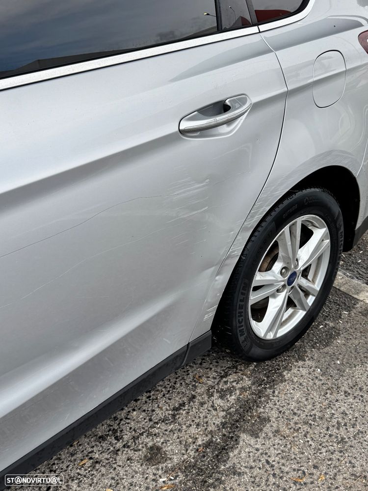 Ford S-Max 2.0 TDCi Titanium - 20