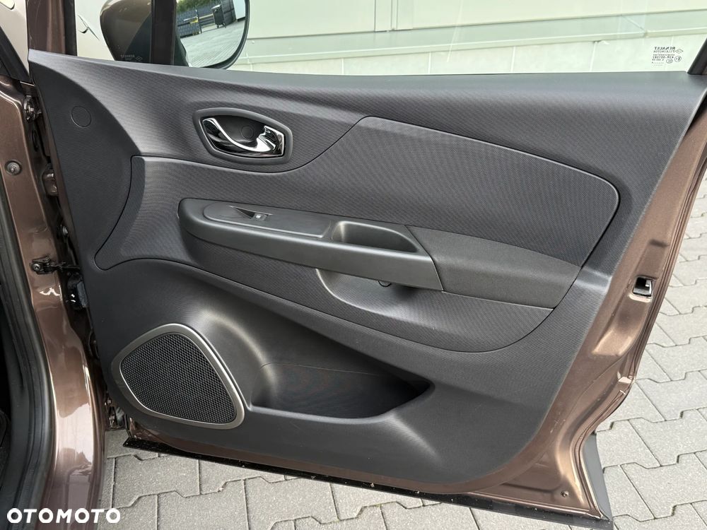 Renault Captur - 38
