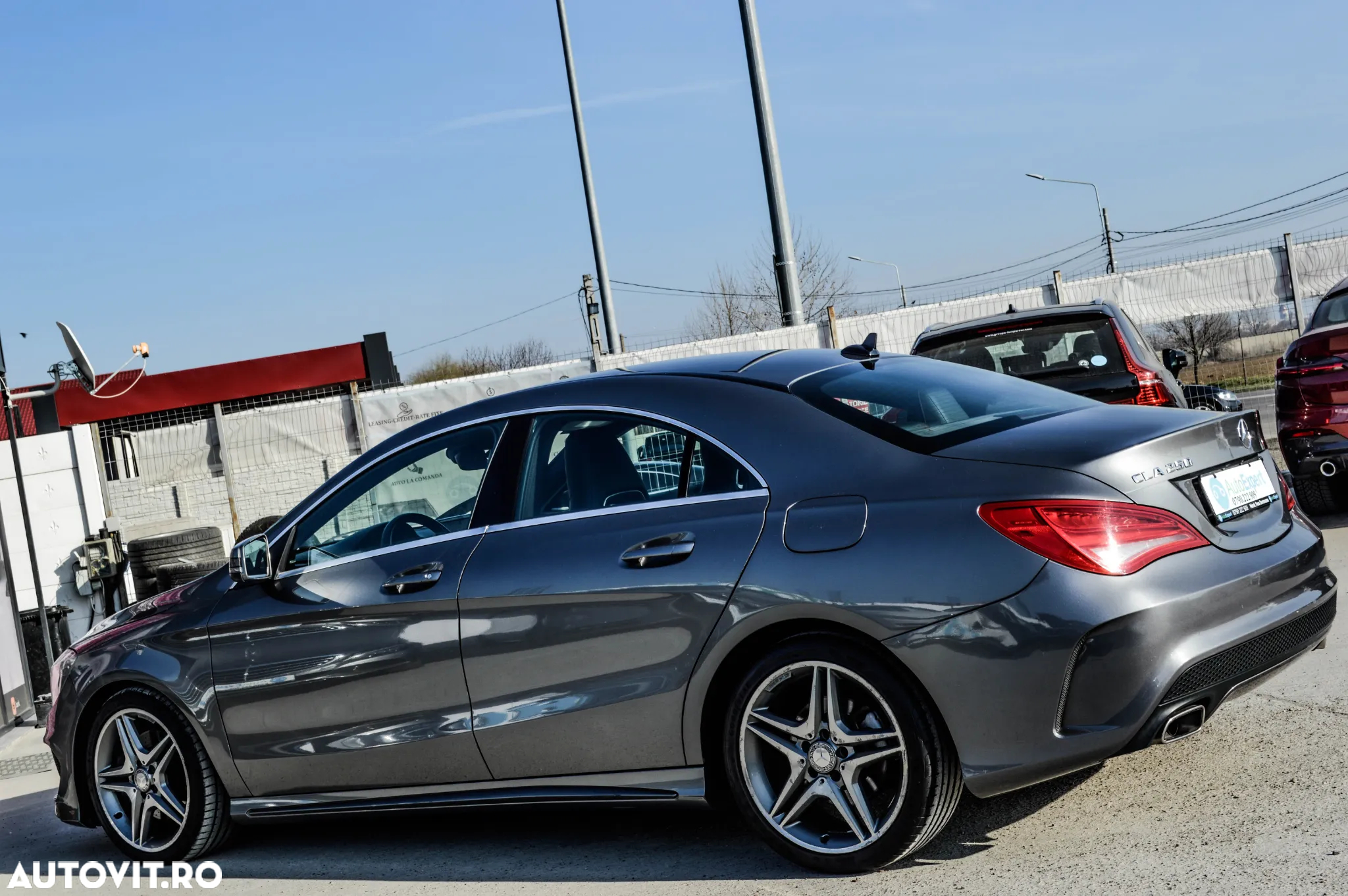 Mercedes-Benz CLA 250 7G-DCT AMG Line - 4