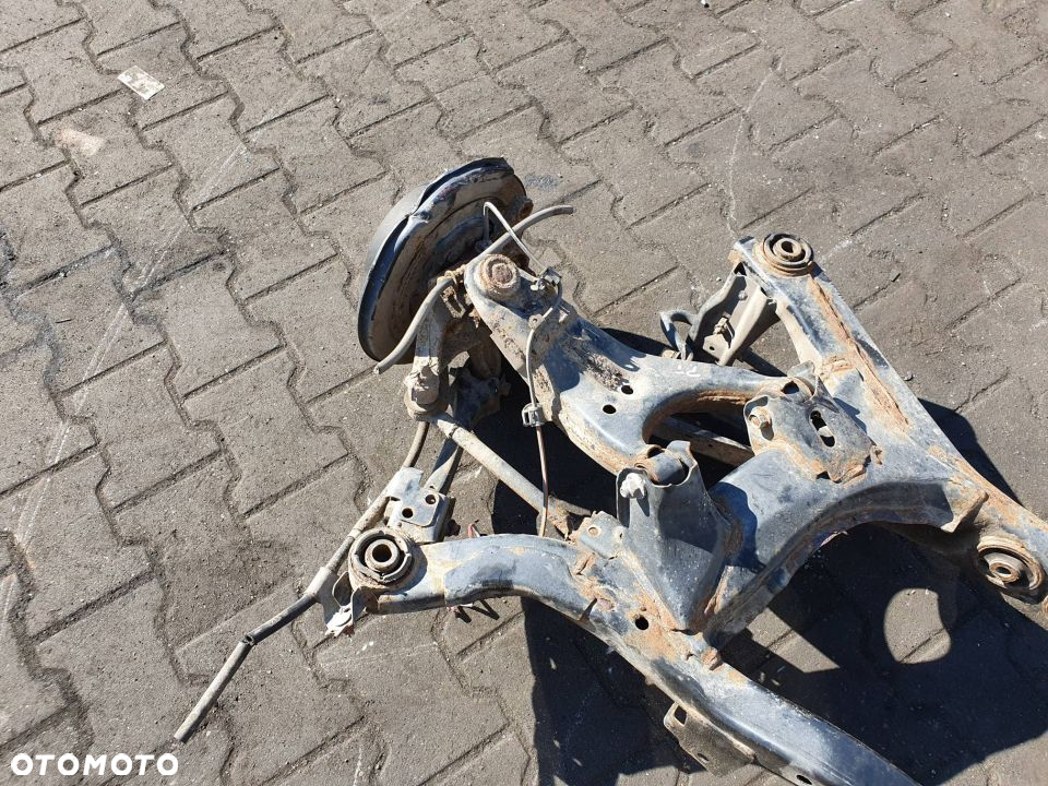 BELKA / SANKI TYŁ SUBARU IMPREZA 2015 - 5
