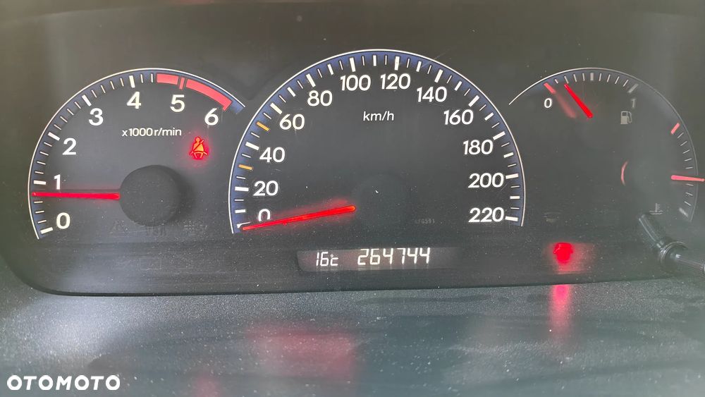 Honda FR-V 2.2 i-CTDi Comfort - 8