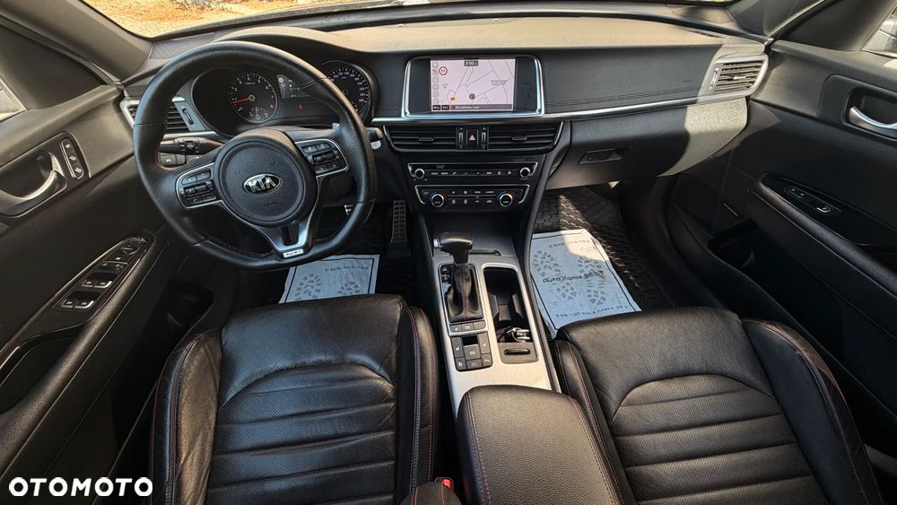 Kia Optima 2.0 T-GDI GT - 12