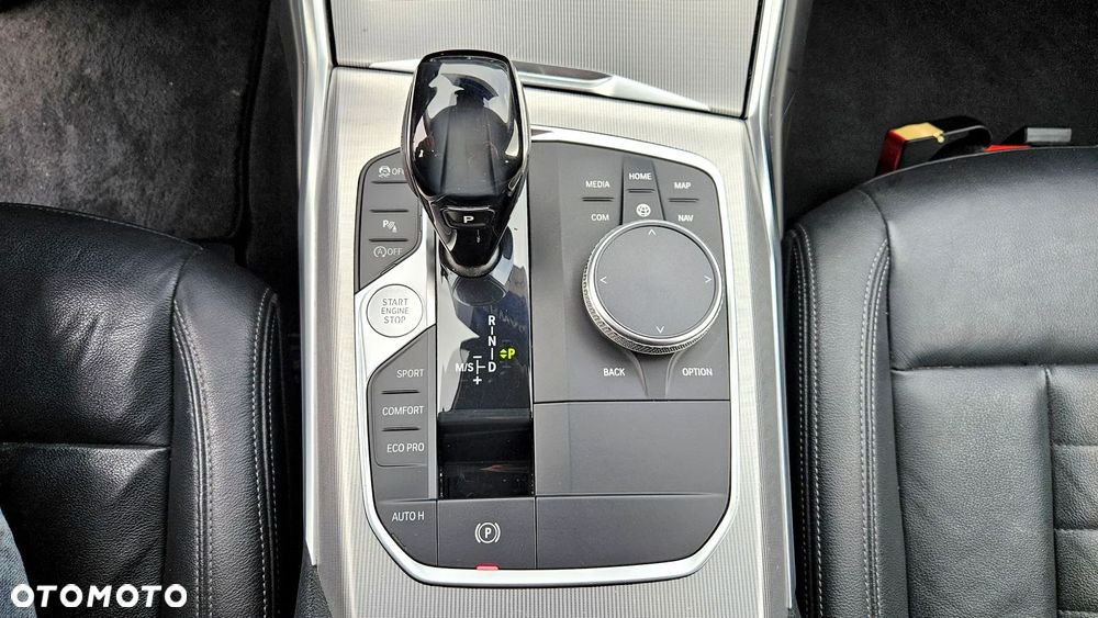 BMW Seria 3 320d xDrive Luxury Line - 20