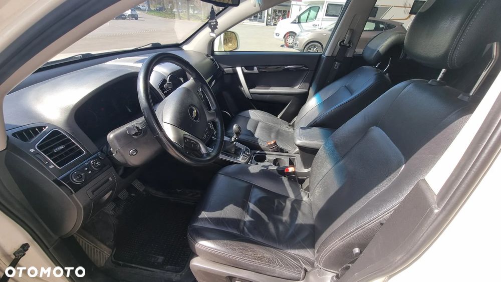 Chevrolet Captiva 2.2 D LT+ - 8
