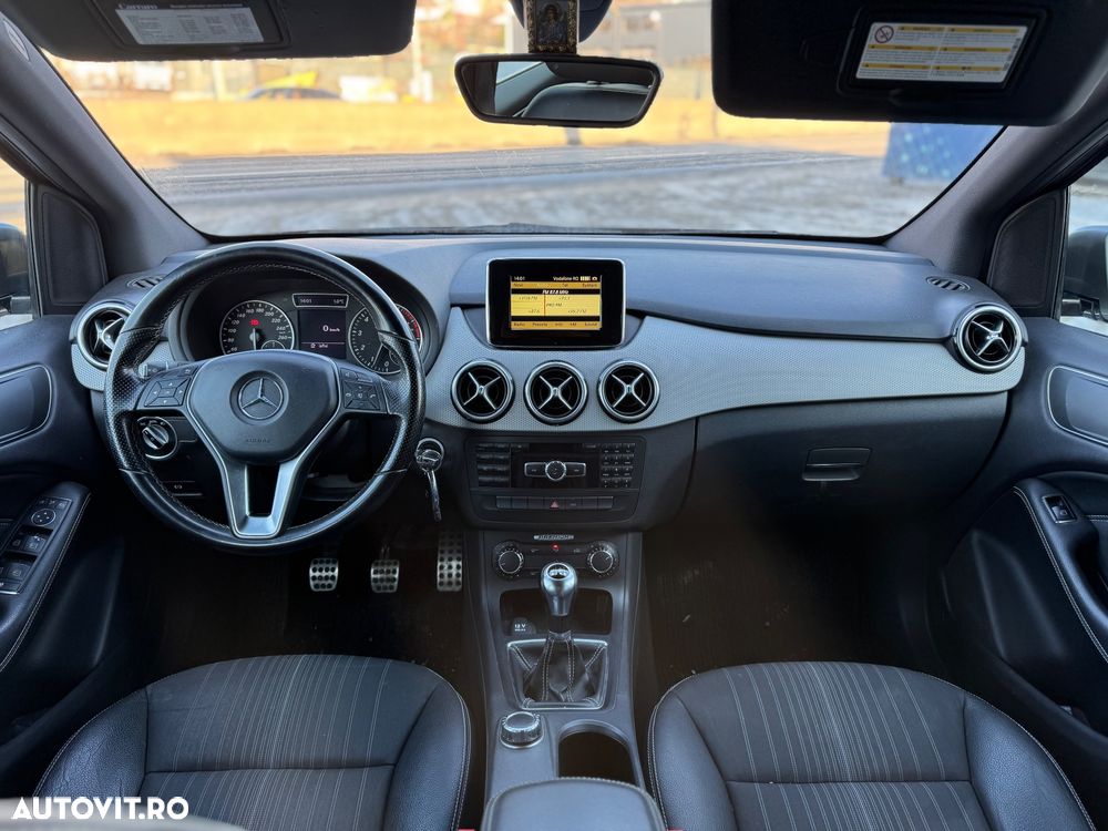 Mercedes-Benz B 180 - 7