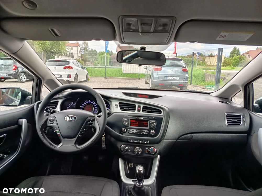 Kia Ceed 1.4 CVVT Dream-Team Edition - 18