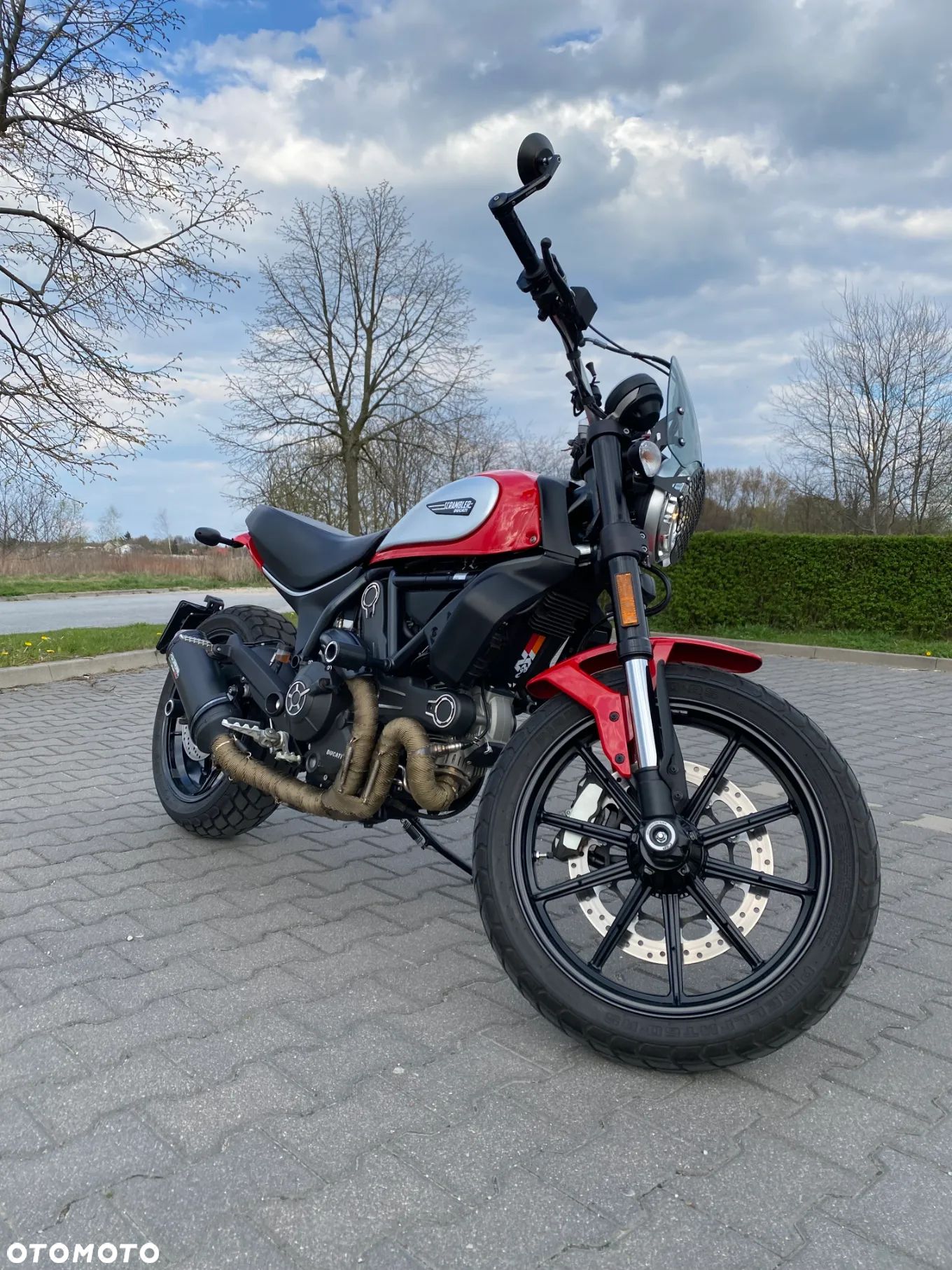 Ducati Scrambler - 1