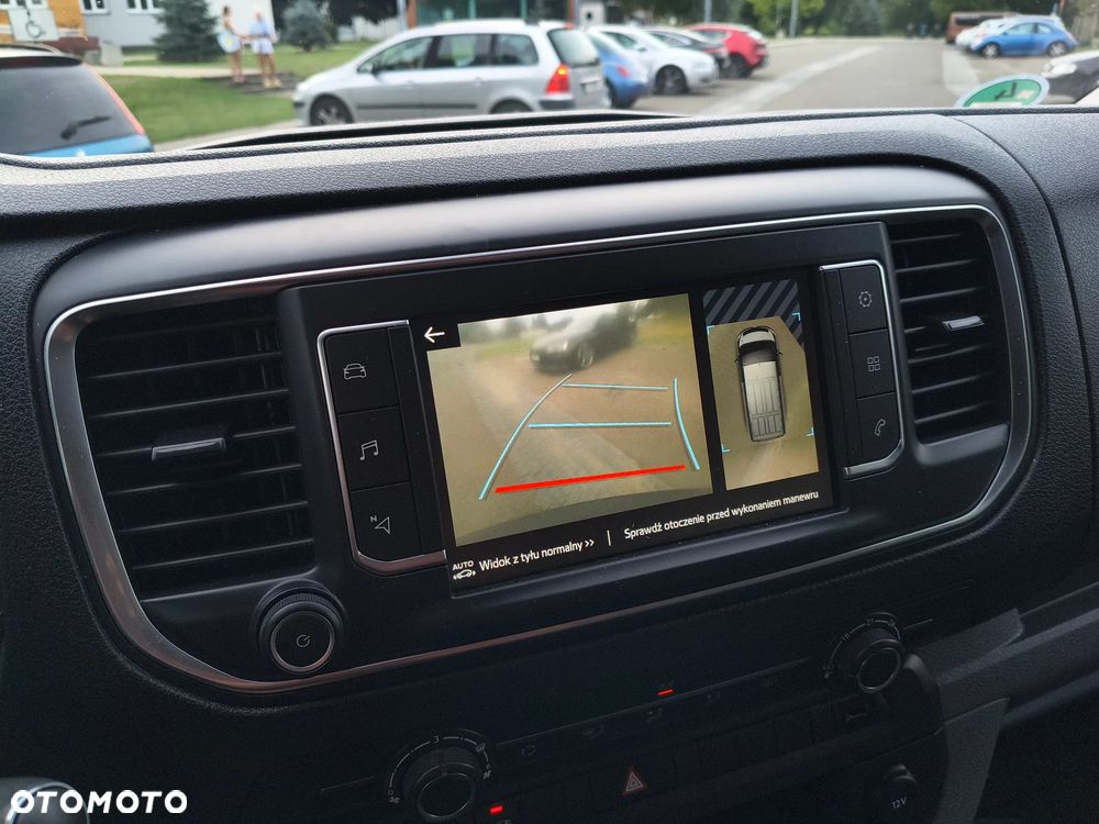 Toyota PROACE NOWY MODEL 1.5 D-4D (120KM) (L2H1) (EURO,6) KLIMA FULL OPCJA STAN IDEALNY NIE MA RDZY 100% BEZWYPADKOWY SERWIS A.S.O. DO KOŃCA ! ! ! - 16
