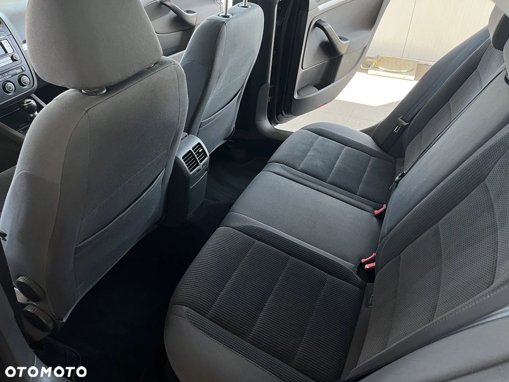 Volkswagen Jetta 1.9 TDI DPF Comfortline - 13