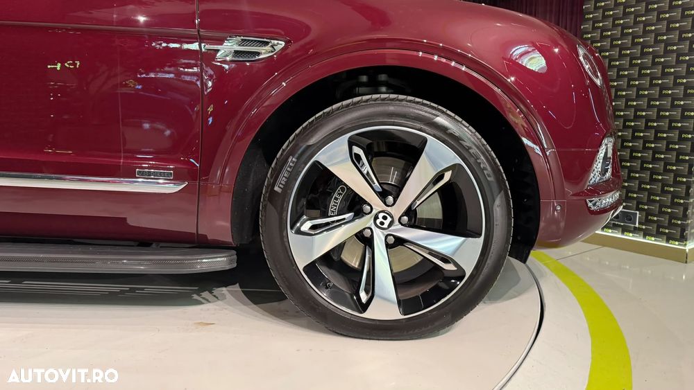 Bentley Bentayga - 4