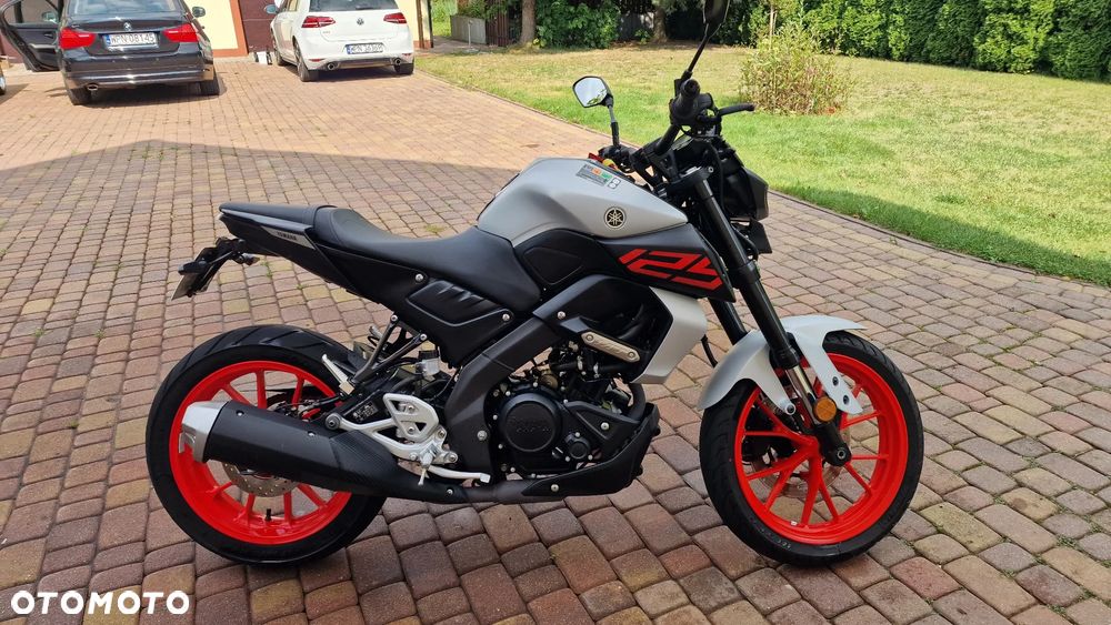 Yamaha MT - 4