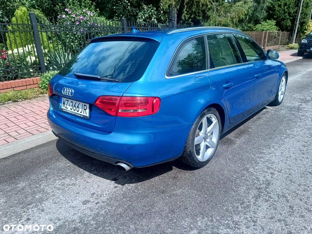 Audi A4 Avant - 8
