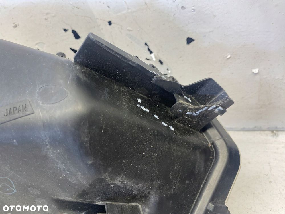 TOYOTA PRUS PLUS LAMPA LEWY PRZÓD SOCZEWKA - 10